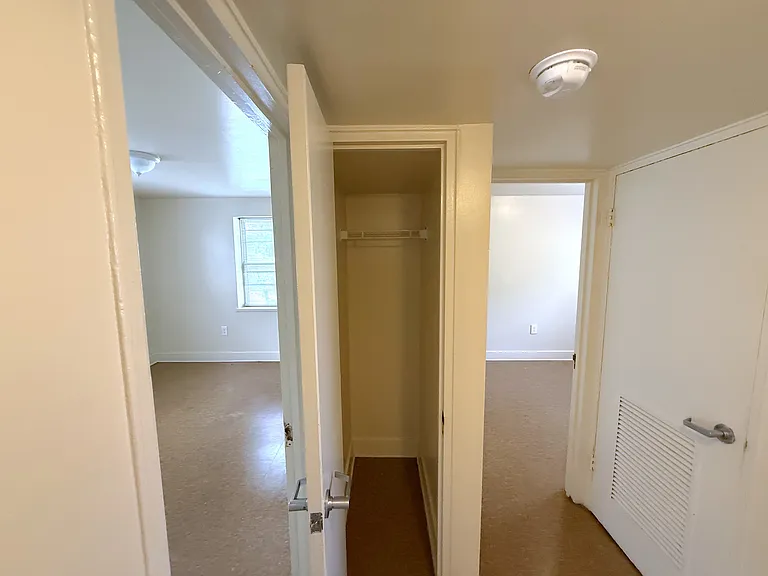 1528 Bluemont Ave SW #120 — Photo 3