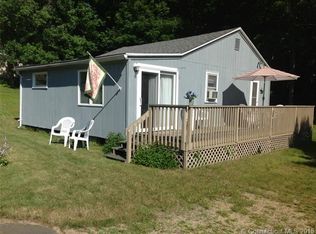 6 Lakeview Ave, Chester, CT 06412