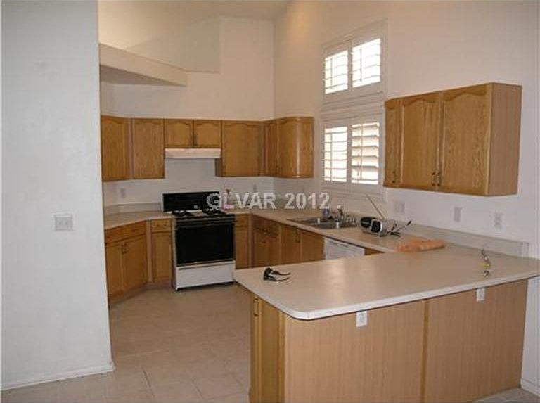 2nd image of 7217 Hawk Haven St