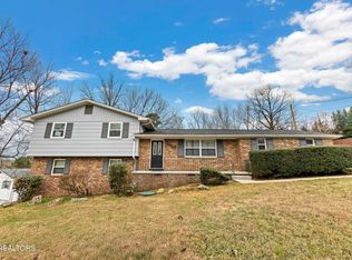 7508 Twining Dr, Knoxville, TN 37919