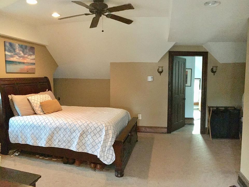 Upstairs Bedroom