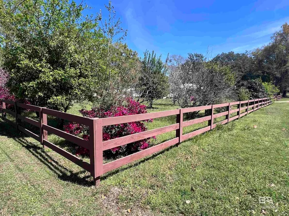 14765 Camelia Ave, Magnolia Springs, AL 36555