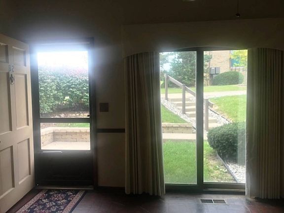 2nd image of 750 Lakeshire Trl APT B2