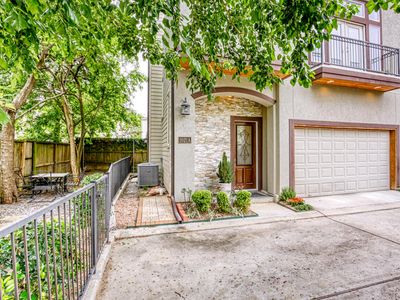 1021 W 21st St #A, Houston, TX, 77008