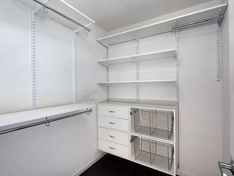 Signature Custom Closet