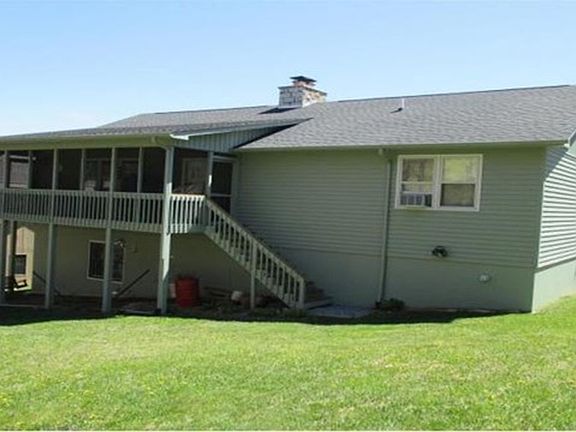 5th image of 124 Orchard Meadows Lane