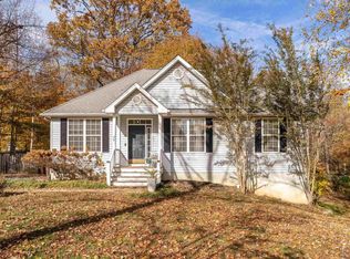 36 Hatchechubee Rd, Palmyra, VA 22963