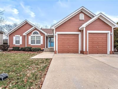 916 S Kisner Dr, Independence, MO, 64056