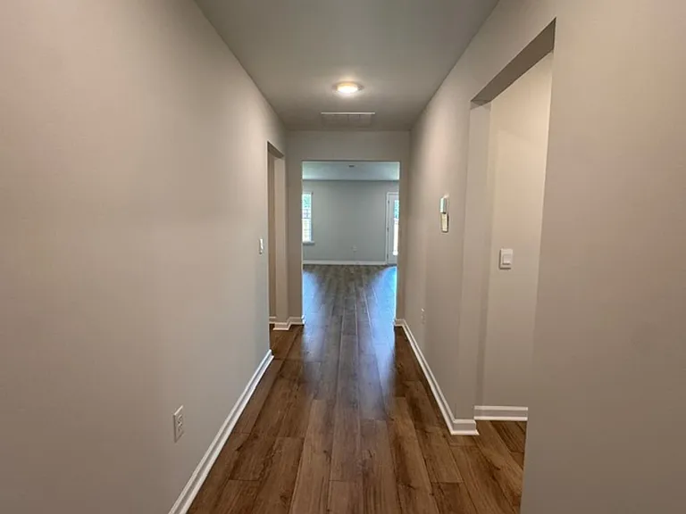 28 Coolidge Dr — Photo 3