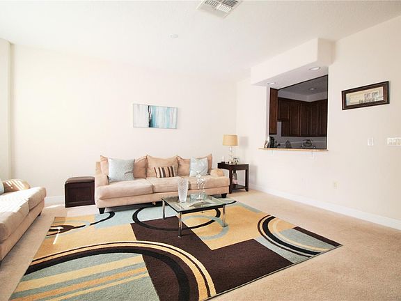 4th image of 17409 Promenade Dr