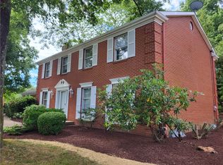 248 Claremont Dr, Lower Burrell, PA 15068