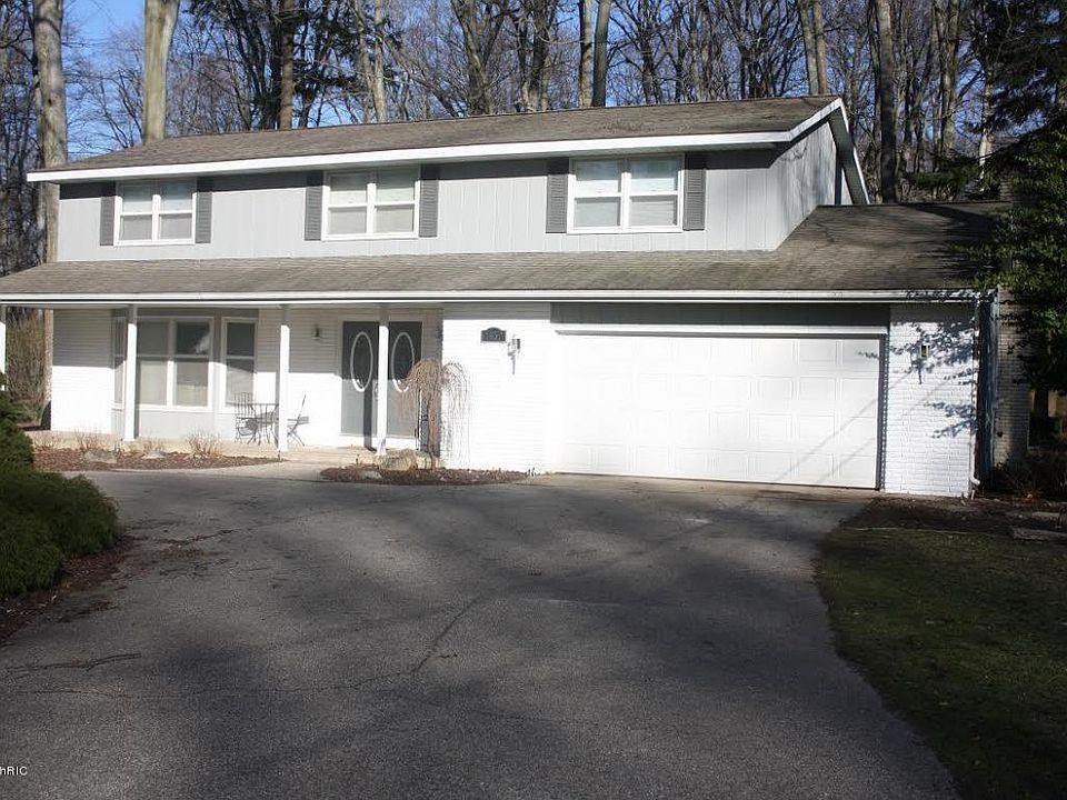 1st image of 1450 Seminole Dr