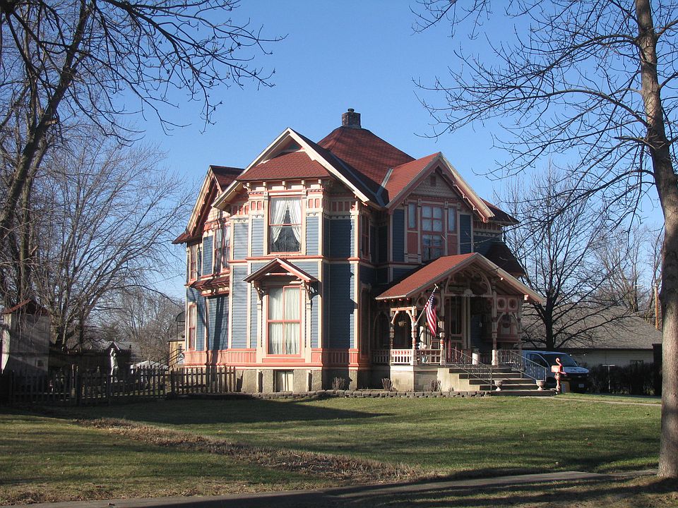 248 1st Ave SW, Britt, IA 50423 Zillow