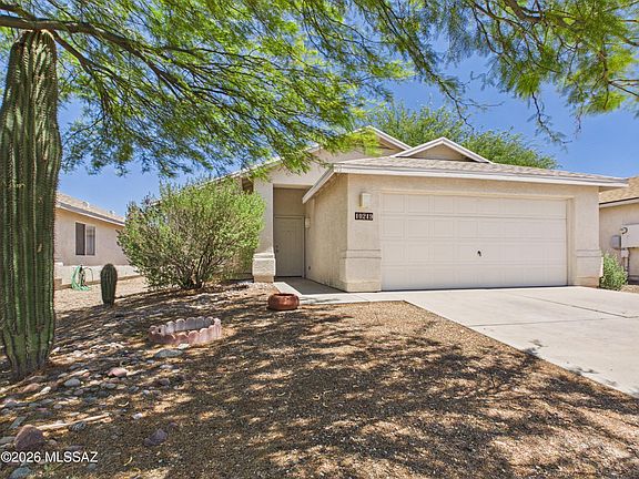 3rd image of 10219 E Paseo Juan Tabo