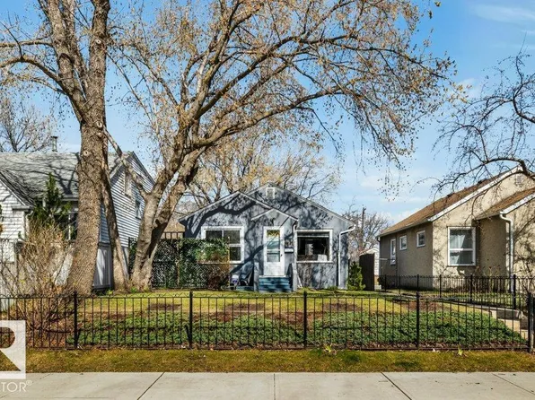 11445 68th St NW, Edmonton, AB T5B 1N9