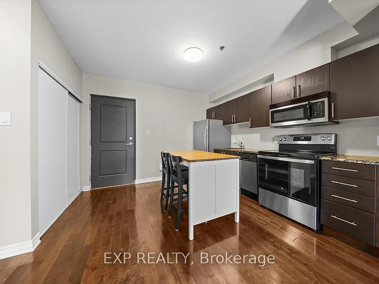 429 Kent St #118 — Photo 2