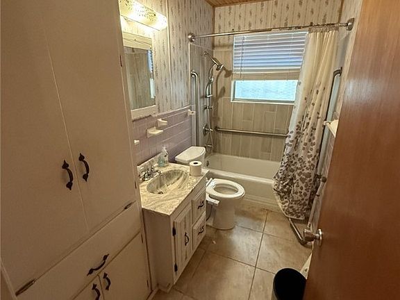 5th image of 1508 Meadow Dr
