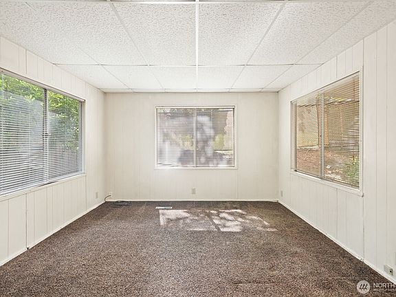 5th image of 18705 1st Avenue NE