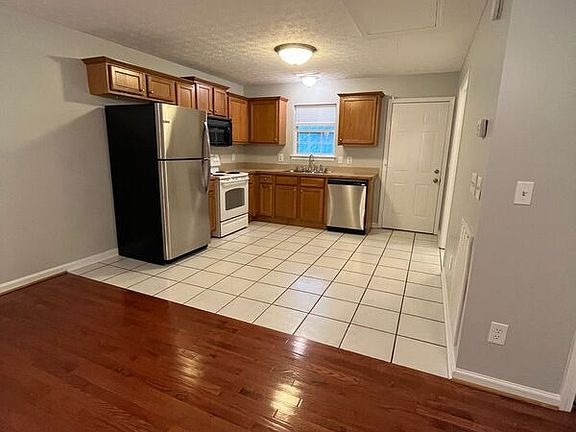 3rd image of 102 Choctaw Cir