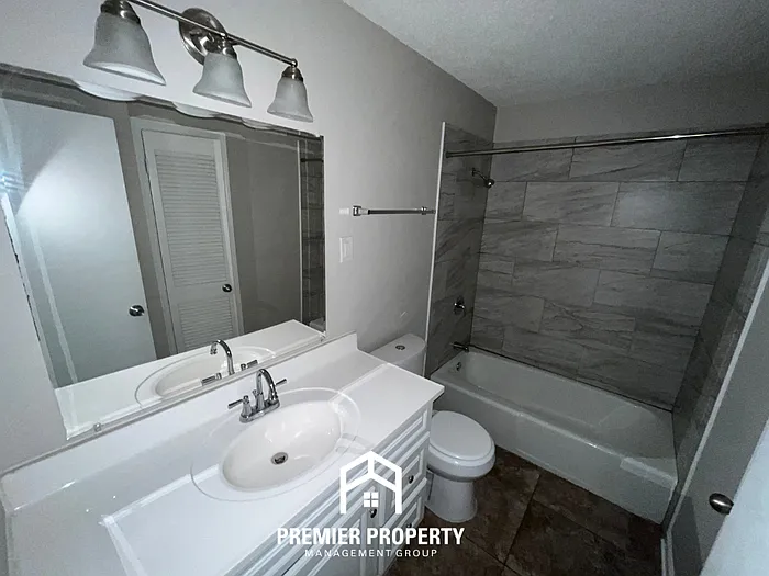4977 Knight Arnold Rd — Photo 11