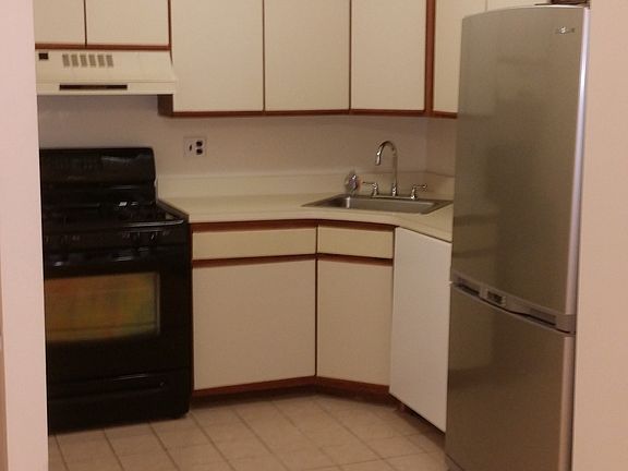 4th image of 6903 242nd St APT 2