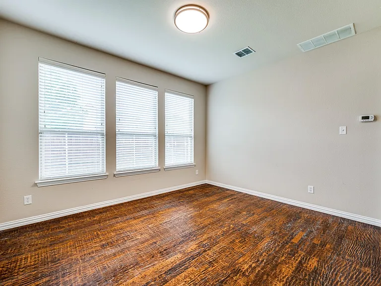 10632 Bolivar Dr — Photo 21