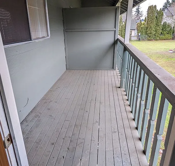 Royal Crest Townhomes — Photo 142