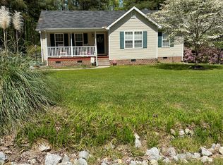145 Hammerstone Dr, Fuquay Varina, NC 27526