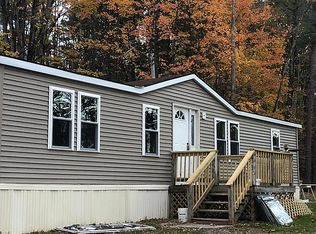 639 W Valley Rd, Argyle, NY 12809