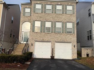 3117 Eagle Ridge Dr, Woodbridge, VA 22191
