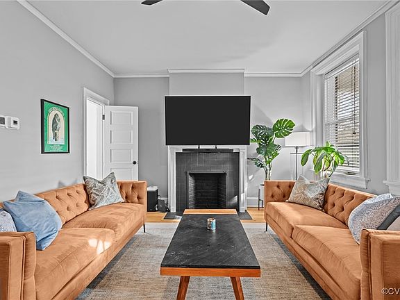 4th image of 2710 Grayland Ave