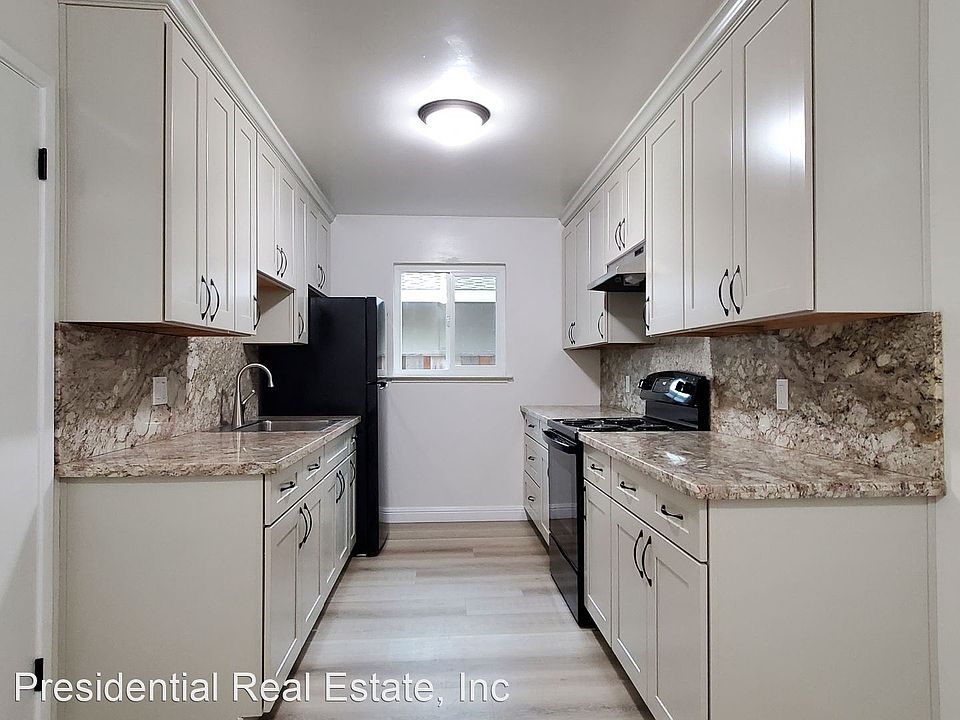 1st image of 1860 Whitwood Ln APT 2