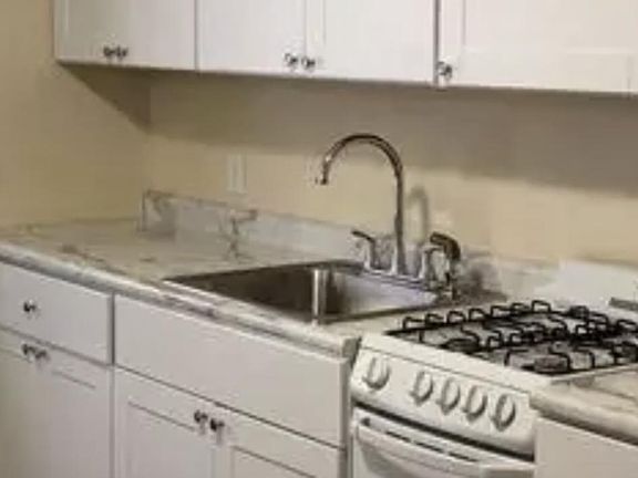 2nd image of 3526 Russell Ave N #2