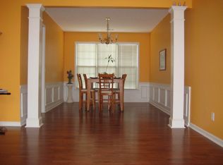 5045 Foxberry Ln, Roswell, GA 30075
