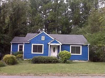 2370 Old Spring Rd SE photo 1