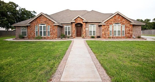 1st image of 4000 Irvin Dr