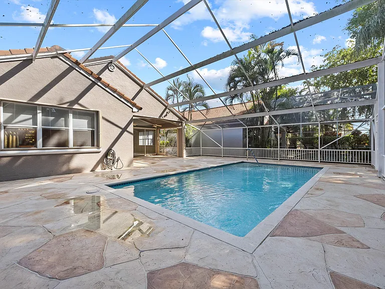 10860 Fairmont Village Dr — Photo 37