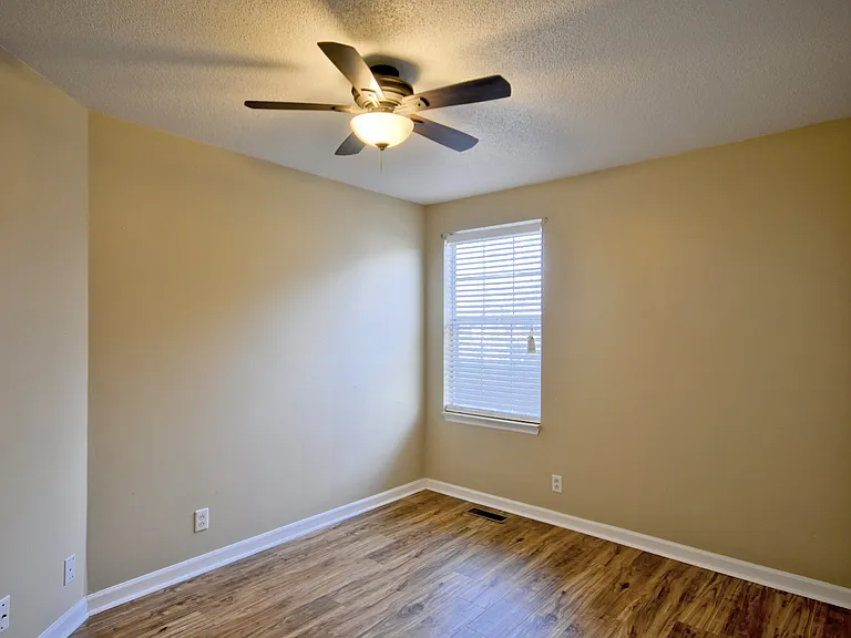 1942 Timberline Way — Photo 21