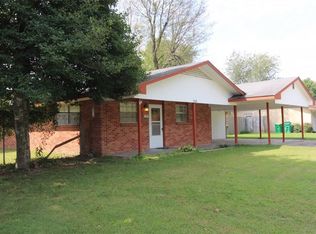 1709 Shelby Ave, Springdale, AR 72762
