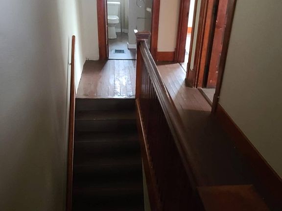 5th image of 210 NW 5th St