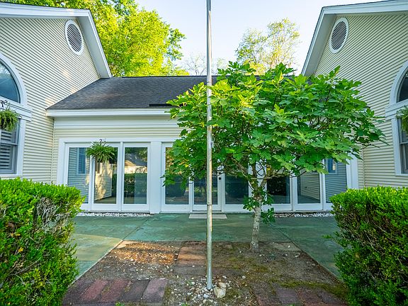 2nd image of 9150 Spring Branch Ct