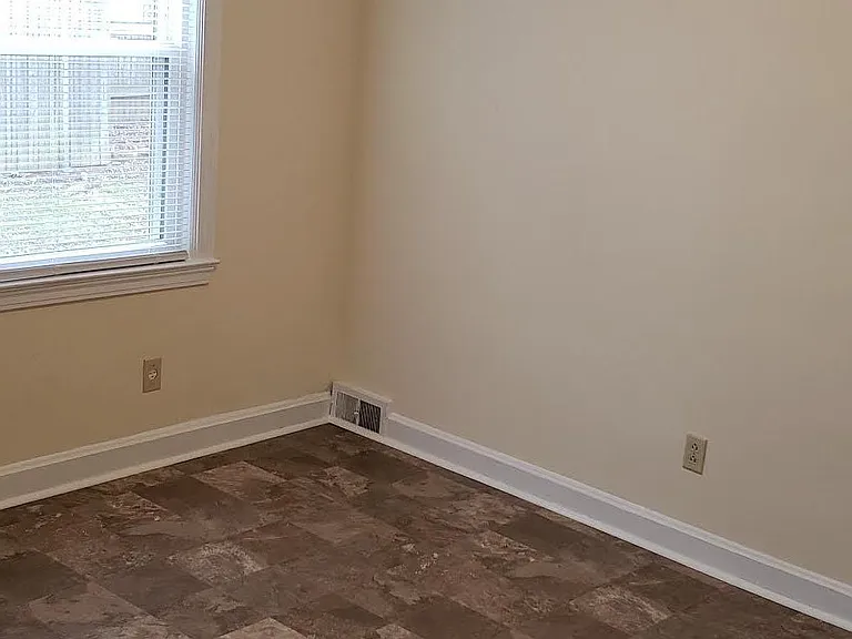 3301 Auburn Ave — Photo 9