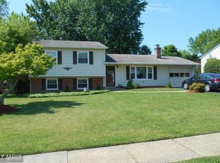 5703 Helmsdale Ln, Alexandria, VA 22315