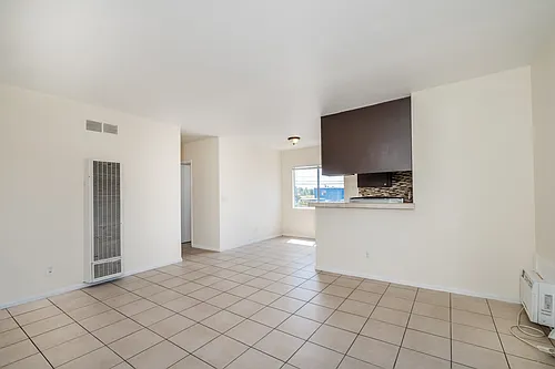 514 Grand Ave #D Photo 1 514 Grand Ave #D Photo 1