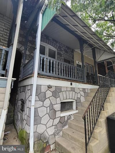 1st image of 337 N 13th St