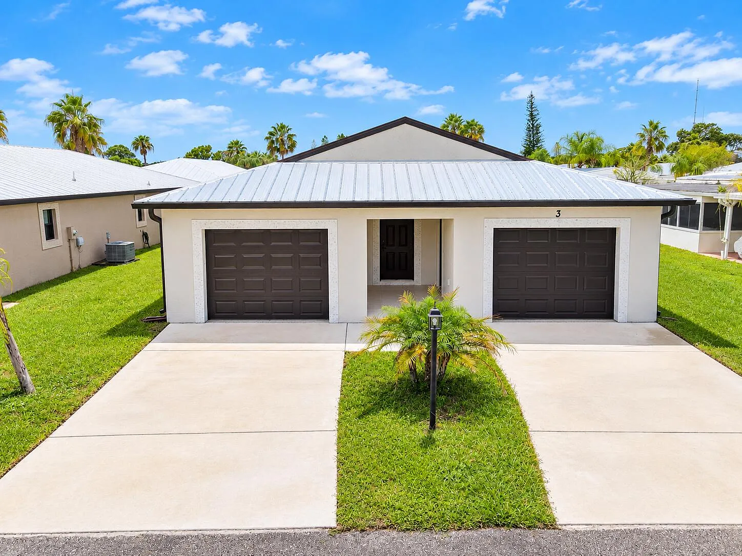 3 bed, 2.0 bath, 1754 sqft, $2,500 — Photo 1