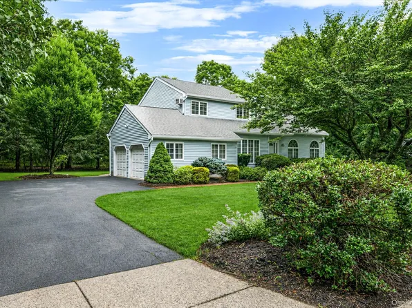 3 Liberty Lane, Miller Place, NY 11764