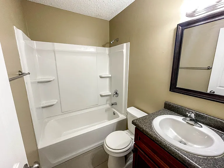 2343 W St #1 — Photo 5
