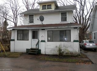 196 Spellman Ct, Akron, OH 44305