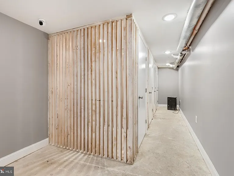 624 N 35th St #3 — Photo 21